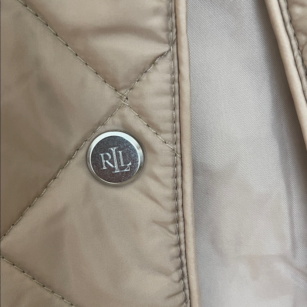 Ralph Lauren Quilted Beige Vest - Picture 5 of 8